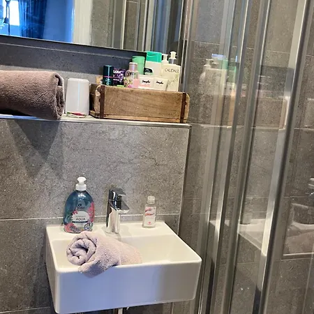 City Apartment Apartment *